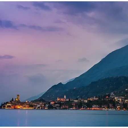 Готель Bellevue San Lorenzo (adults Only) Мальчезіне